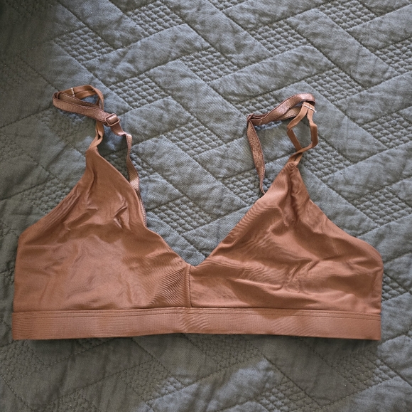 Bralettes Nude Barre Size Medium New Lot of 2 - Picture 4 of 8